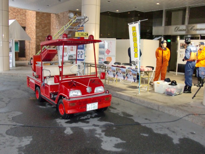 子どももミニ消防車で爆走しました